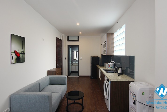 A cheap price apartment for rent on Xuan Dieu area, Tay Ho, Ha Noi